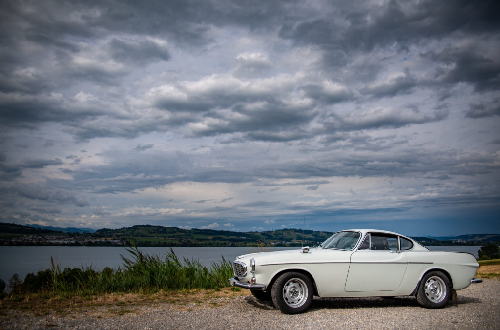 Volvo P1800 S - Gewitterstimmung