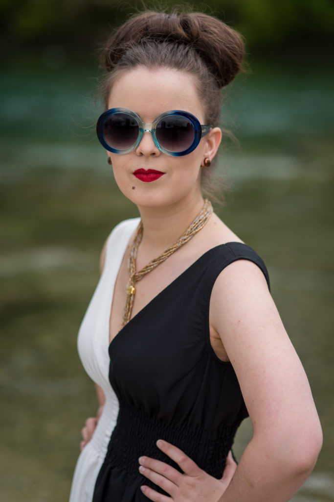 Code Name U.N.C.L.E, Gaby Teller, schwarz-weisses Kleid, Shooting, Model, Available Light, Outdoor-Fotografie