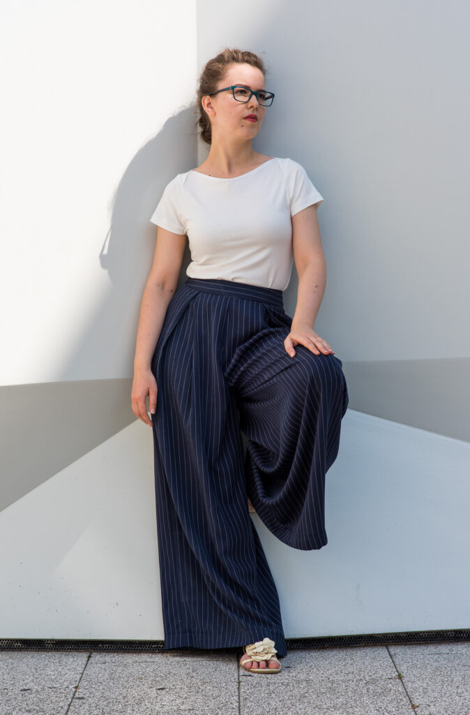 Shooting, Model, available light, elegante Kleider
