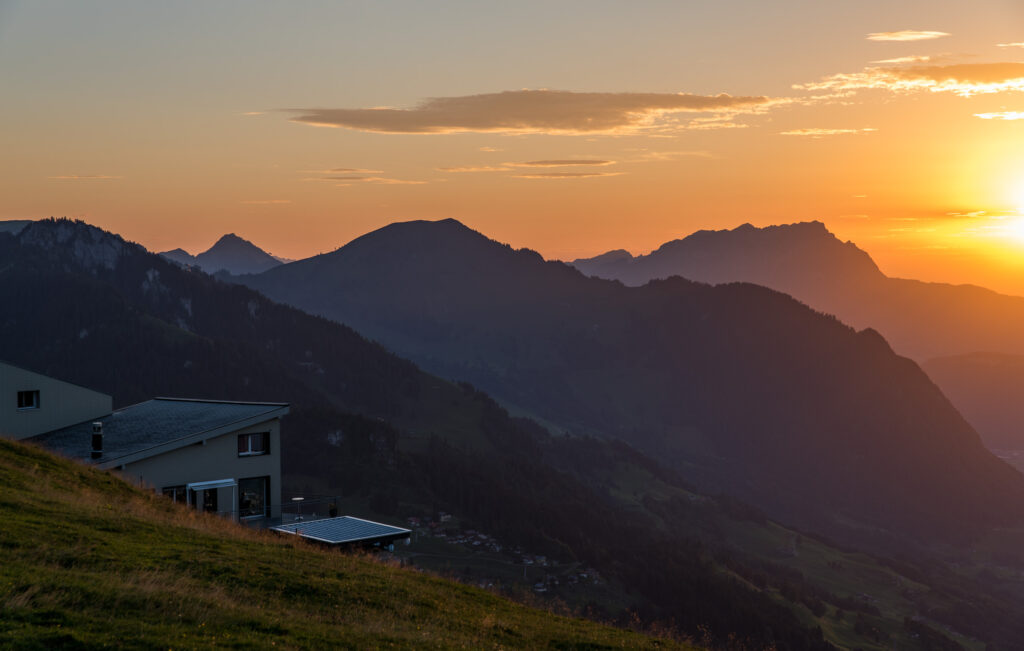 Berggipfel im Abendrot